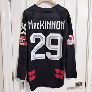 BNWT Authentic Bauer 2026 Olympics Canada Nathan MacKinnon Jersey Size Medium